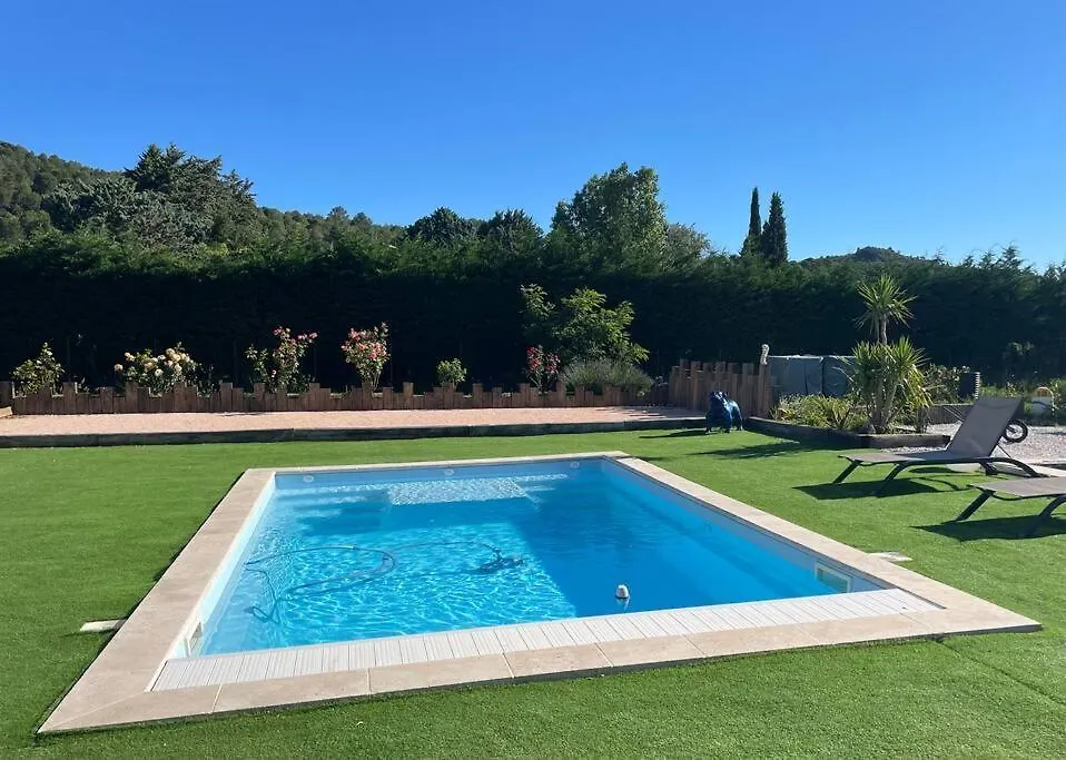 Holiday home Maison Les Lauriers Le Val